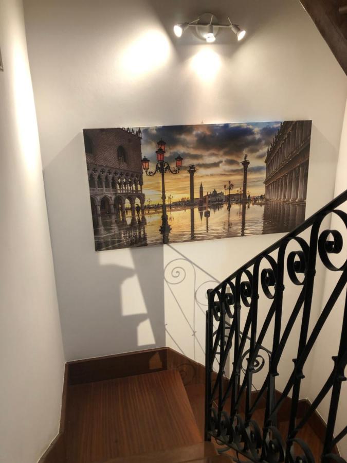 Salamon Guest House Venezia Esterno foto
