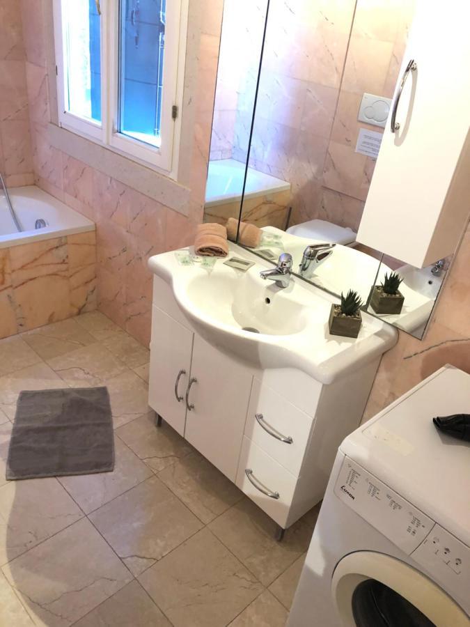 Salamon Guest House Venezia Esterno foto